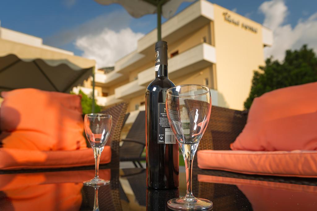 Hotel Fotini Kalamata Bagian luar foto
