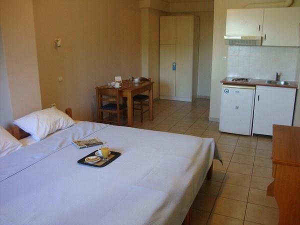 Hotel Fotini Kalamata Bagian luar foto